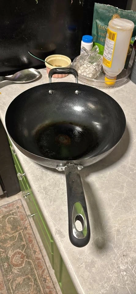 Kitchen wok