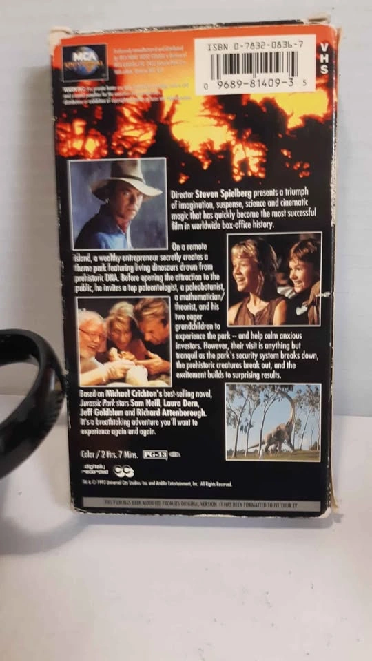Jurassic Park VHS and Silver Buffalo Ceramic Mug - photo 3