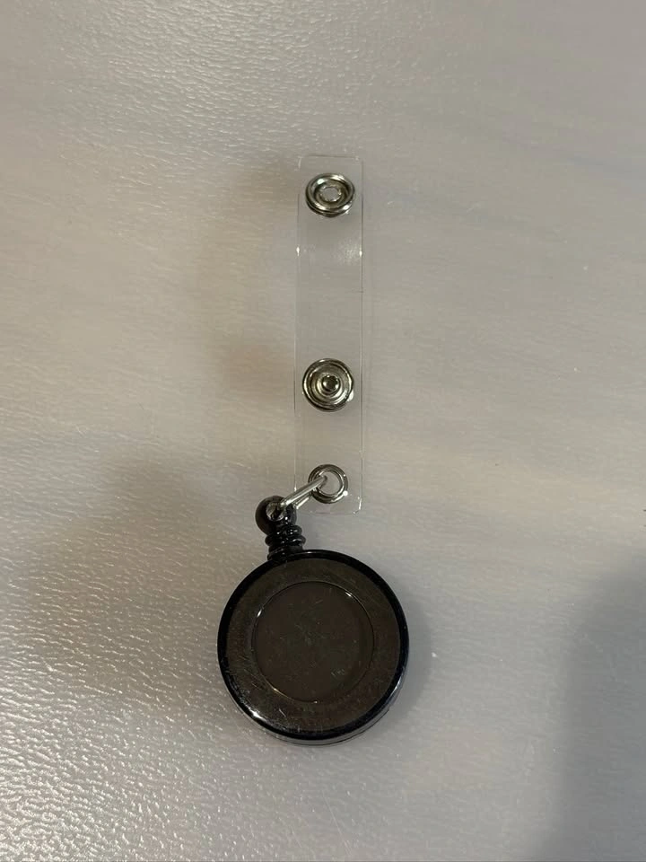 Badge Reels - Pack of 7 - photo 4