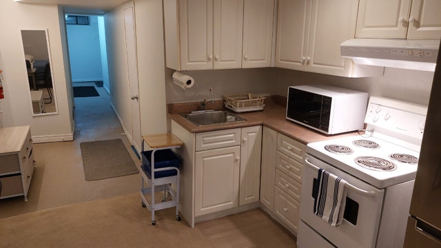 Basement Studio Apartment for Rent - photo 5
