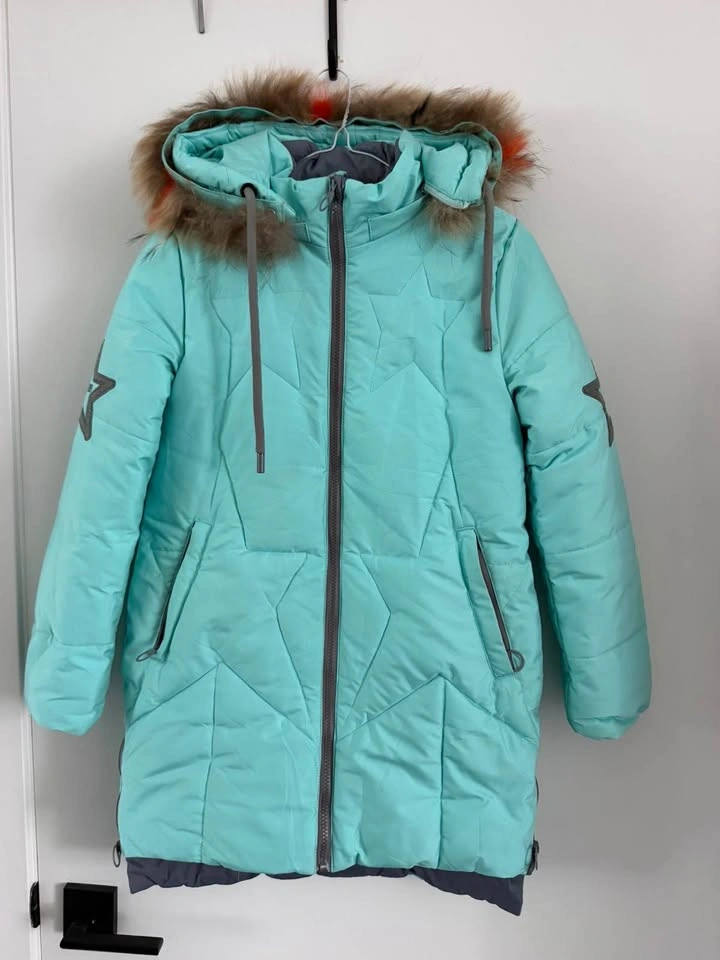 Girls' FREEVER Mint Green Winter Parka / Jacket (Size 146)