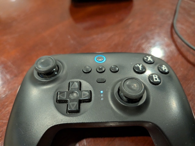8Bitdo Ultimate Bluetooth Controller with Charging Dock - Good - photo 2