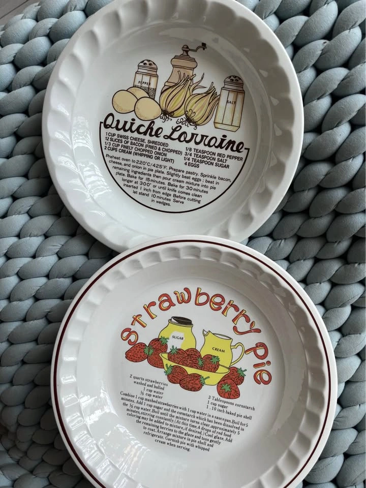 Vintage 1970’s Quiche Lorraine Pie Plate Ceramic Collectible - photo 3
