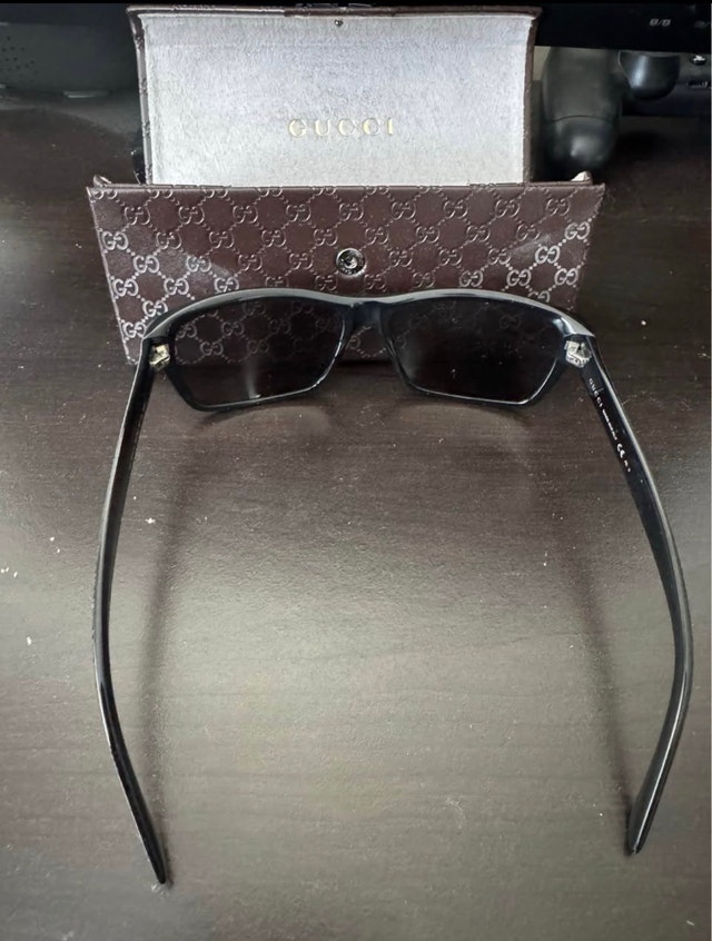 Gucci Sunglasses - photo 2