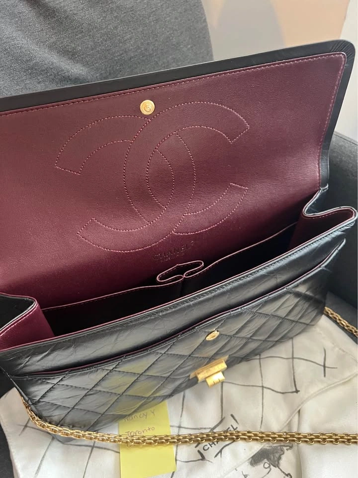 Chanel 2.55 Reissue Flap Bag 31cm - photo 4