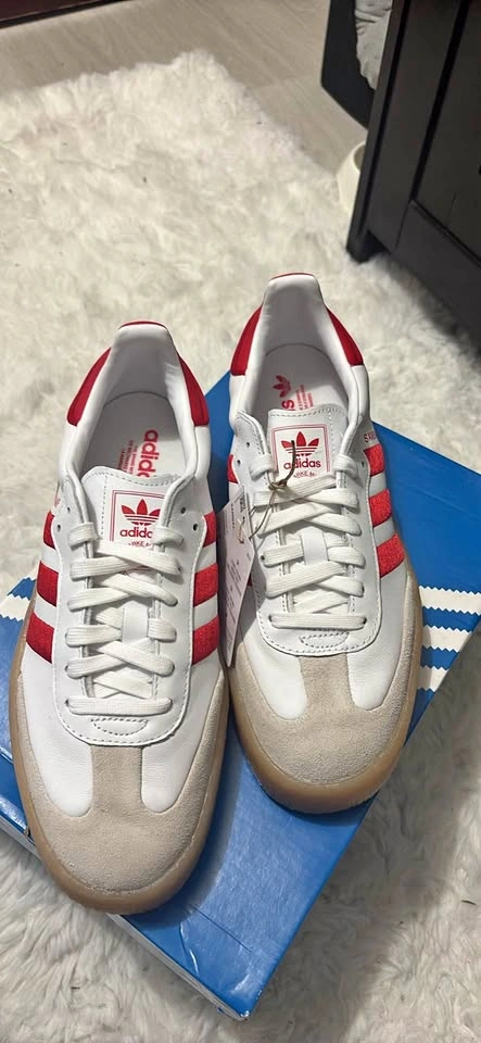 Sambae W mens size 10
