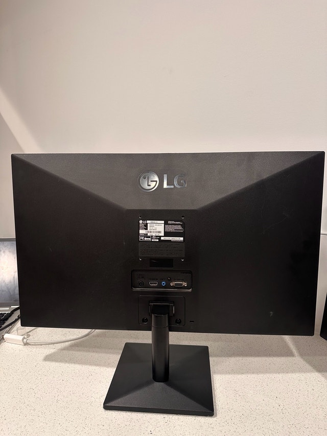 Lg Full HD Hdmi Monitor @70$ - photo 5