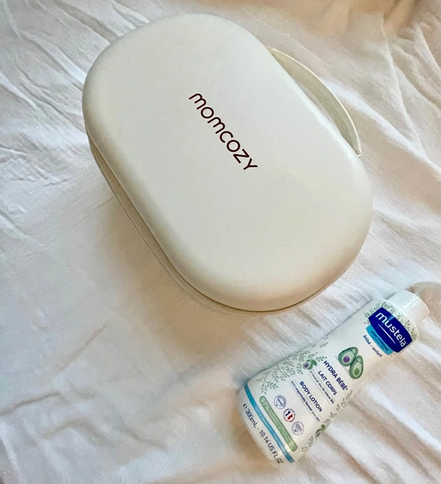 Momcozy M6 Breast Pump