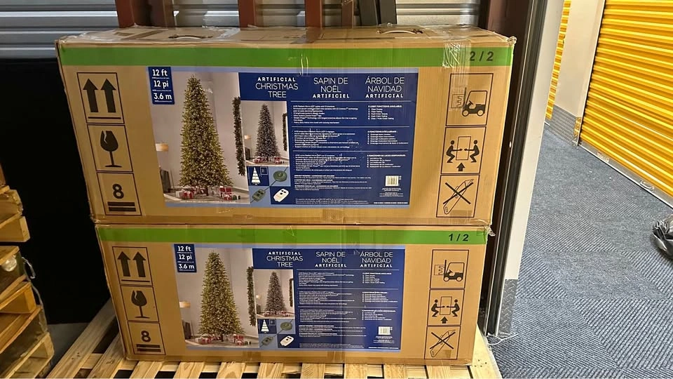 12ft Full Aspen Green Pre-lit Christmas Tree w/ 1,800 Lights