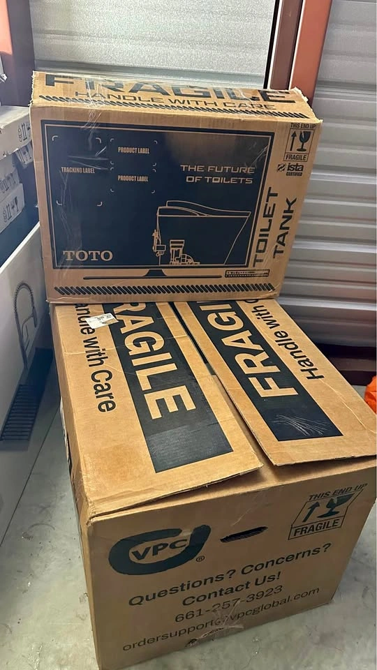 NIB - TOTO Drake 2-piece Elongated Toilet