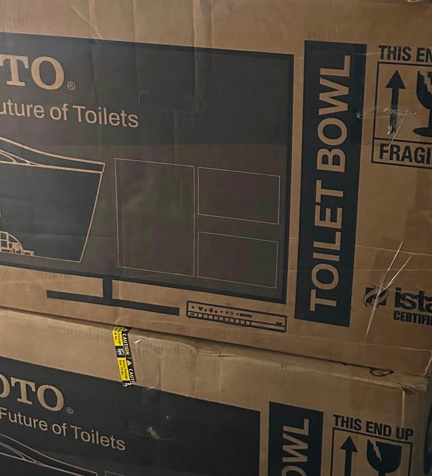 NIB - TOTO Drake 2-piece Elongated Toilet - photo 2