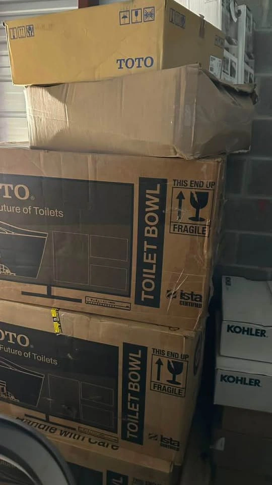 NIB - TOTO Drake 2-piece Elongated Toilet - photo 3