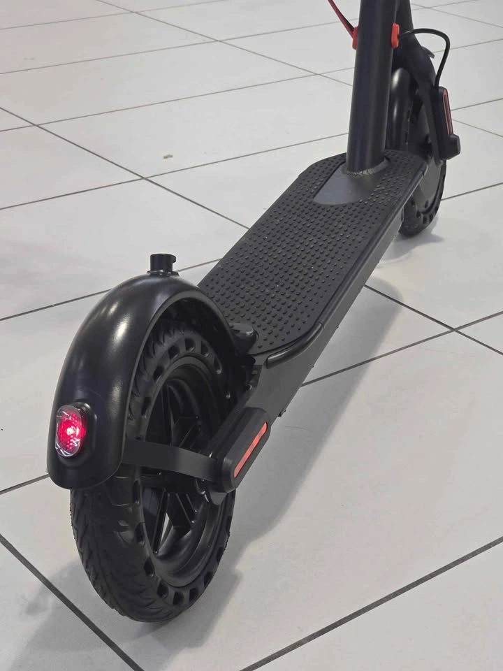 HK-6 Electric Scooter New in box - photo 2
