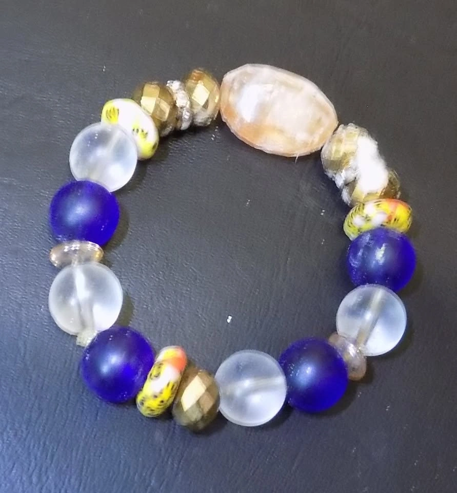 African Glass Beads - Bracelet - photo 3