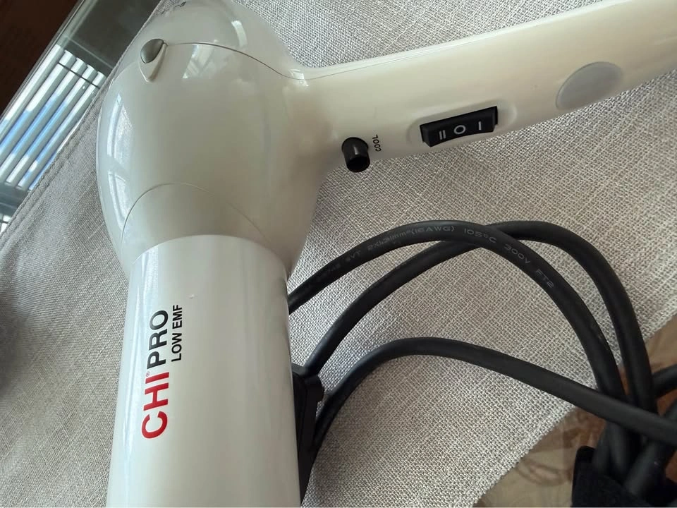 Hair Dryer Chi Pro Low emf - photo 4