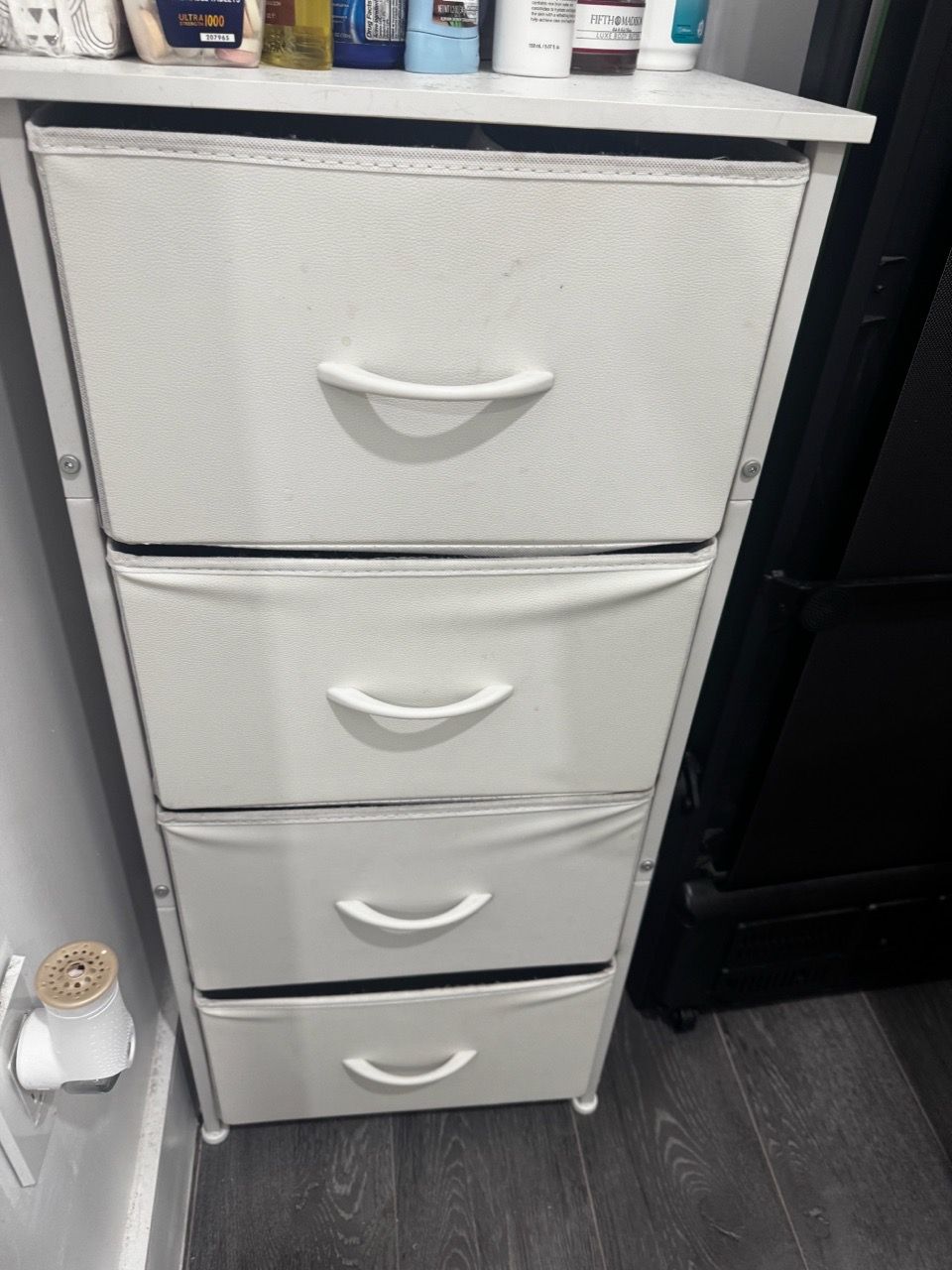 Moving Sale: NOT FREE PLEASE READ BELOW - photo 4