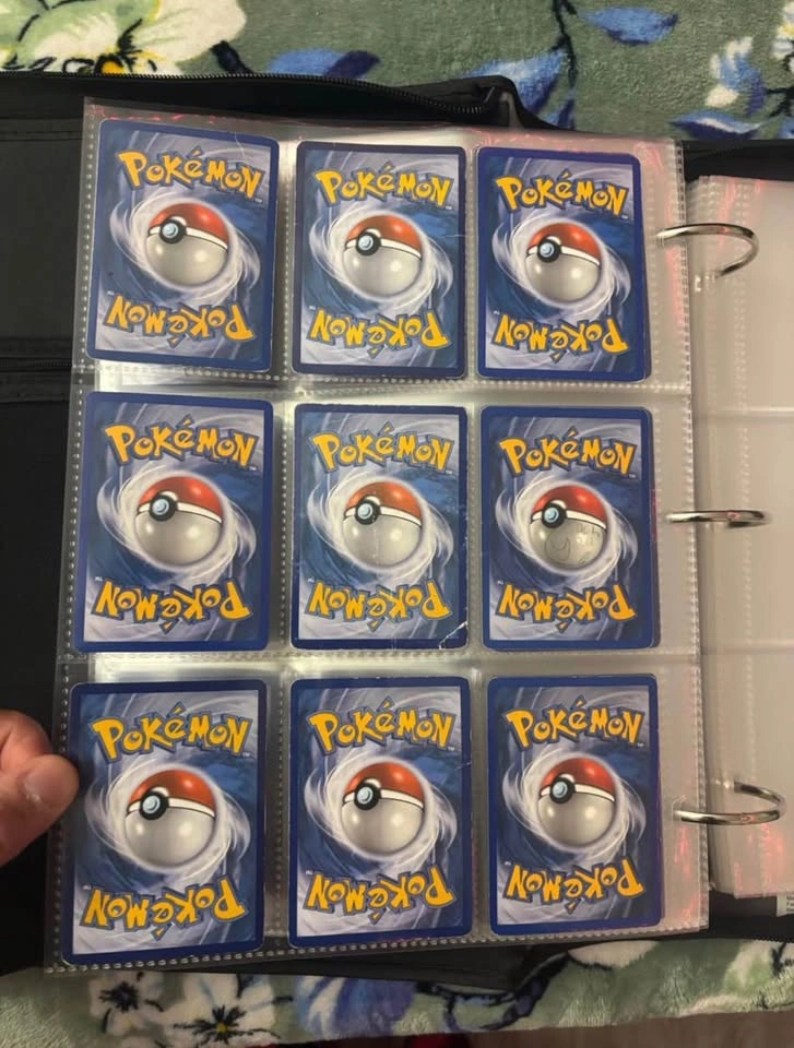 Pokémon TCG Card Collection - photo 2