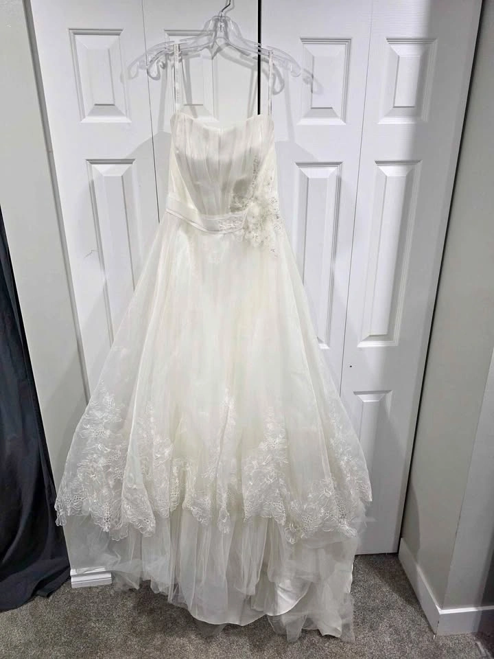 Alfred Angelo Wedding Dress- BRAND NEW!