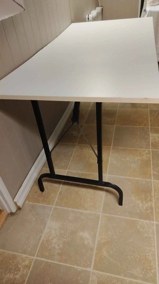 5ft Rectangular Folding Table - photo 2
