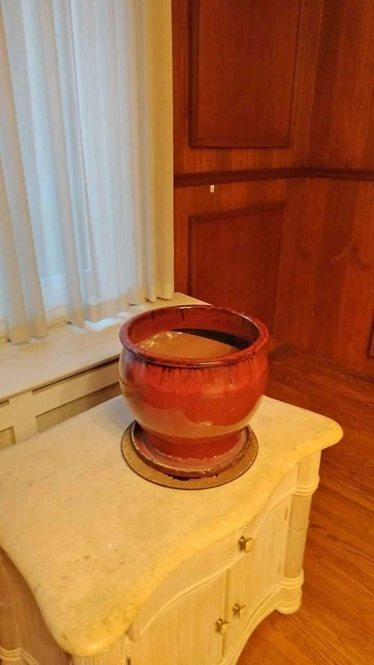 12" Opening Beautiful Design Burgundy Ceramic Planter Pot