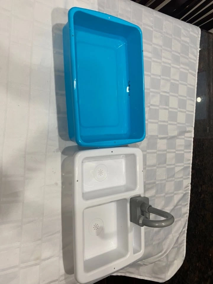 Kitchen Sink Toy Pretend Hard Plastic Drainer Running Water - photo 2