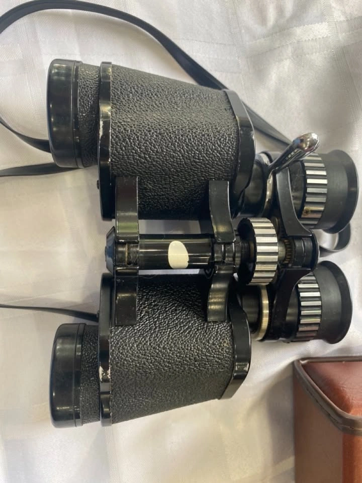 Tasco Zoom Binoculars With Hard Case 7x-15x35 - photo 3