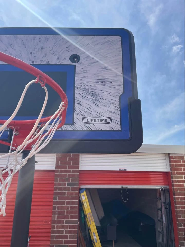 Lifetime Basketball Hoop - photo 2