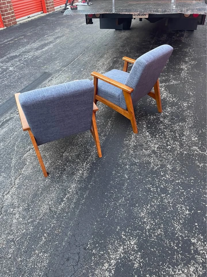 Set of Wade Logan Arm Chairs - photo 4