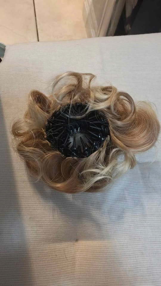 Blonde Mix Messy Bun Hair Extension with Claw Clip - photo 4