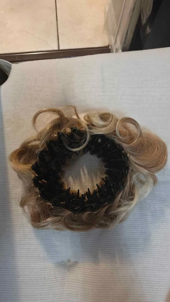 Blonde Mix Messy Bun Hair Extension with Claw Clip - photo 5