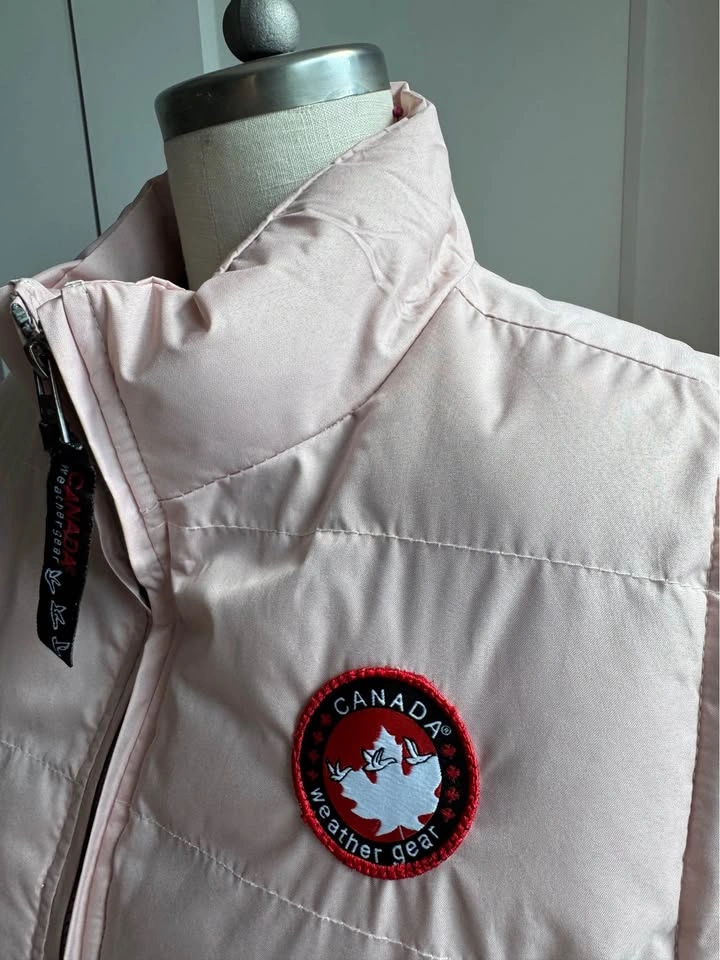 Pink Warm Fall/Winter Coat - Size Large - Canadian Made - photo 2