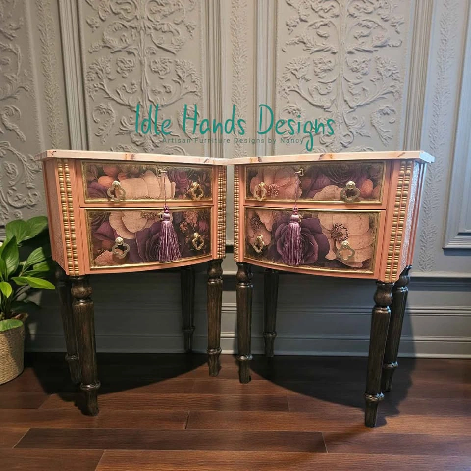 Peachy Keen - Bedside Tables - photo 2