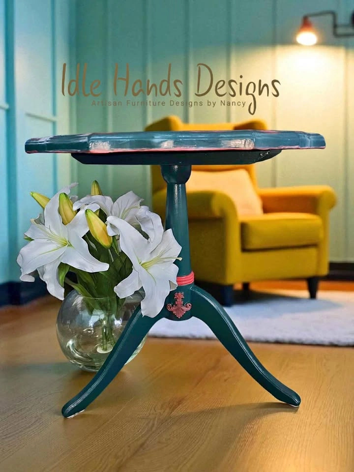 White Peacock - Accent Table