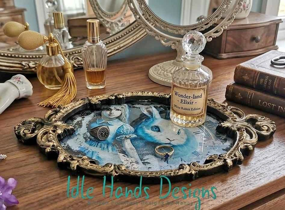 Mirror Tray - Alice In Wonderland