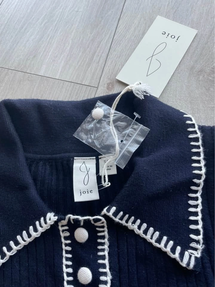 Joie knit top, navy with white buttons, Sezane-style, new, S - photo 5