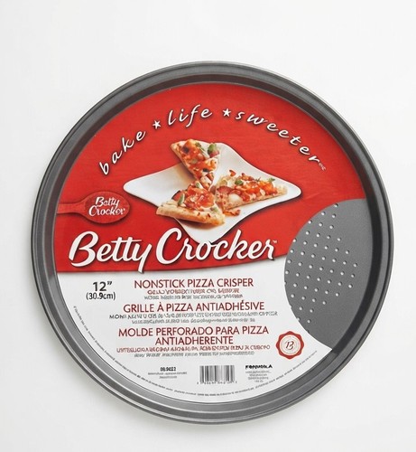 Betty Crocker 12" Nonstick Pizza Crisper Pan