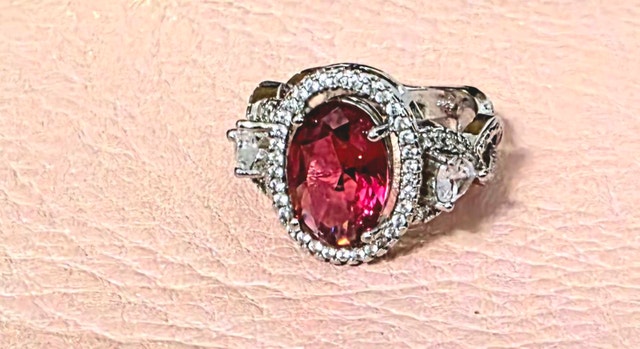 Vintage Sterling Silver 925 Ruby Red Cushion Cut Cocktail Ring - photo 3