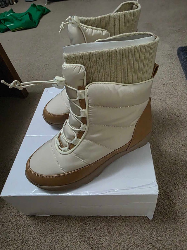 Brand New Penningtons Cream & Tan Quilted Winter Snow Boots - photo 3