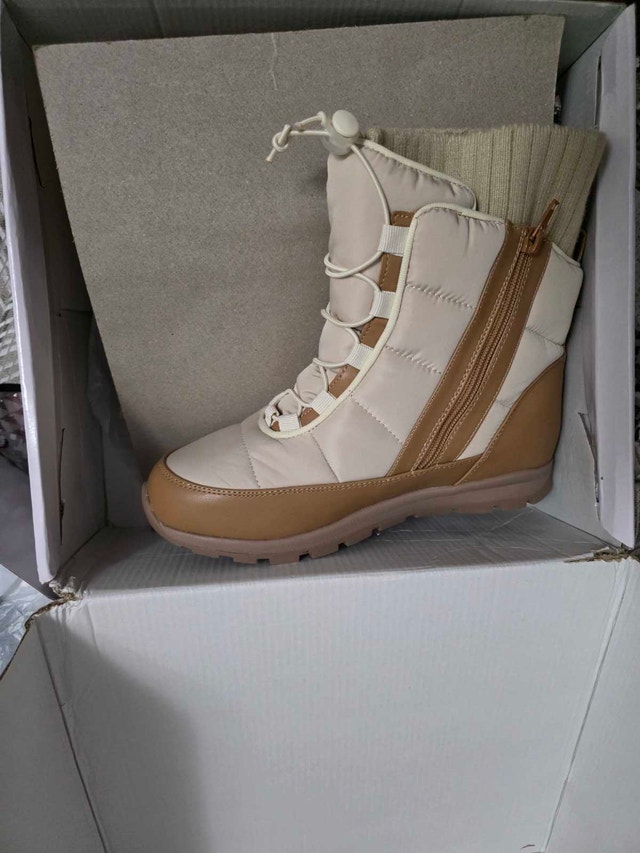 Brand New Penningtons Cream & Tan Quilted Winter Snow Boots - photo 4