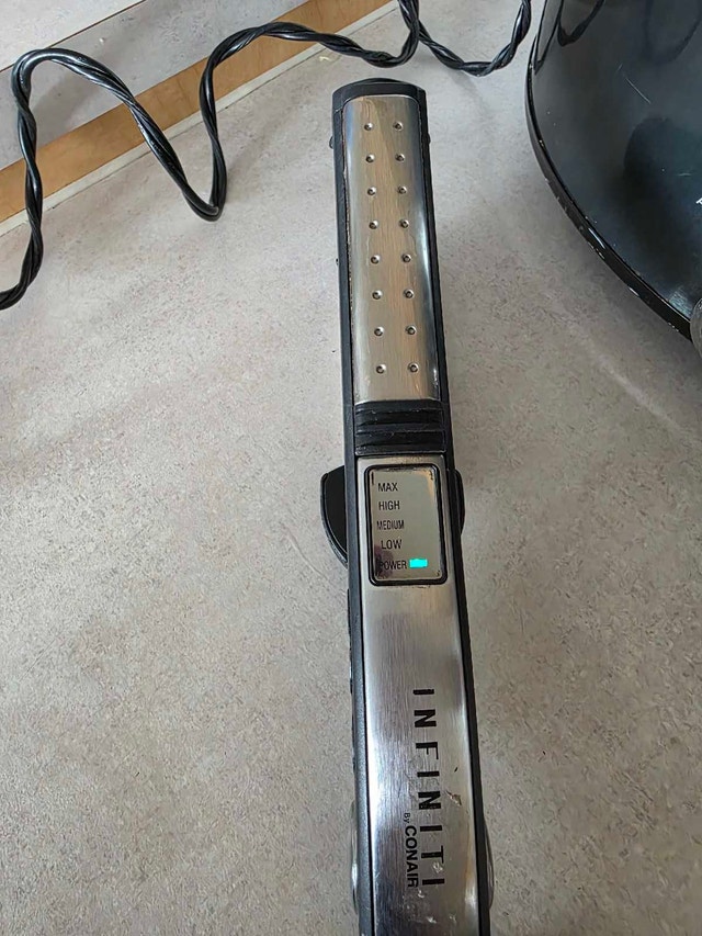 Infiniti Pro by Conair Hair Straightener - photo 2
