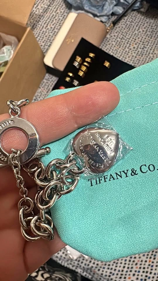 Premium Heart Bracelet Silver