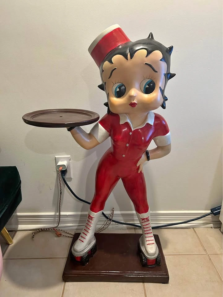 Large Betty Boop Diner Waitress Statue