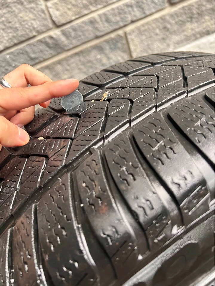PIRELLI SOTTOZERO 3 WINTER TIRES ON MSW RIMS - photo 3