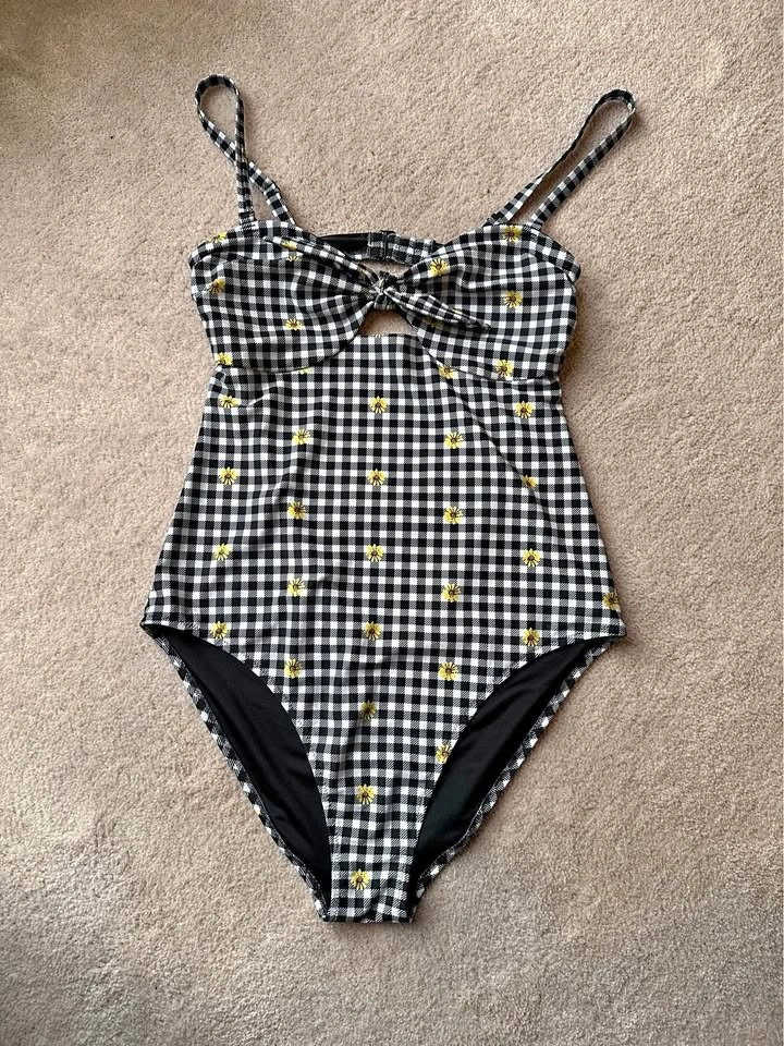 Old Navy Women’s Bathing Suit