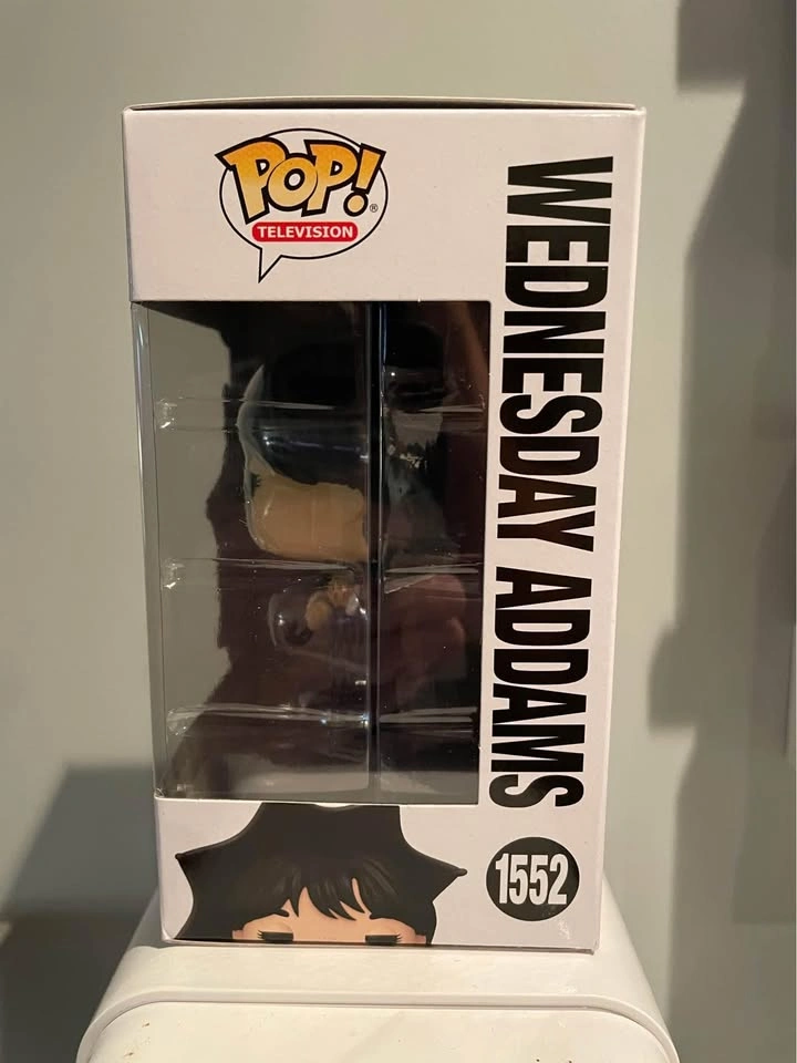 Wednesday Addams - Funko Pop 1552 - Umbrella - photo 4