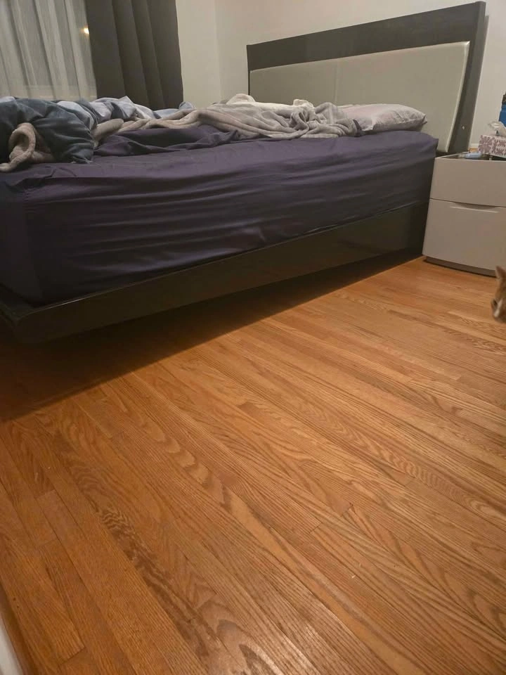 Queen size platform bed - photo 4