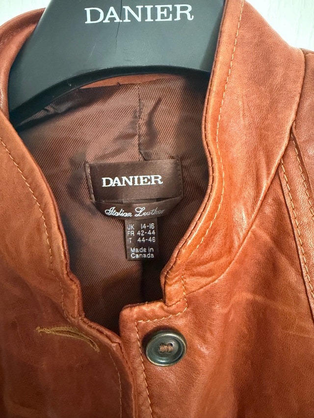 Danier Italian Leather Jacket - photo 5