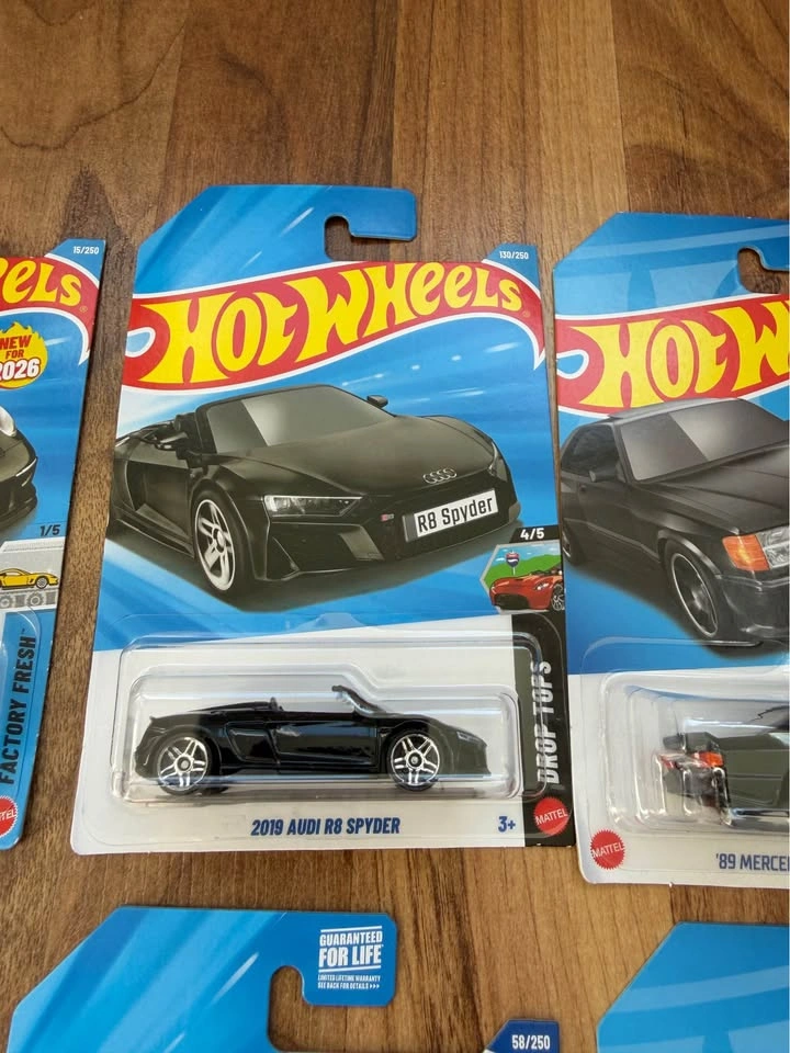 Hot Wheels Euro Car Collection - Porsche, Audi, Mercedes-Benz, M - photo 2