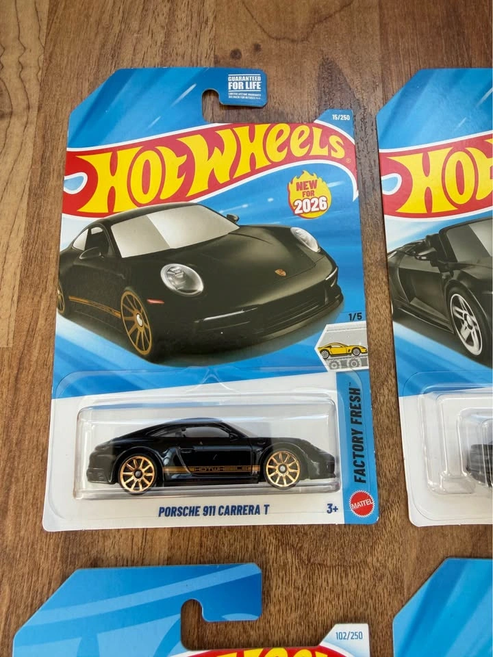 HotWheels Porsche Lot - photo 2