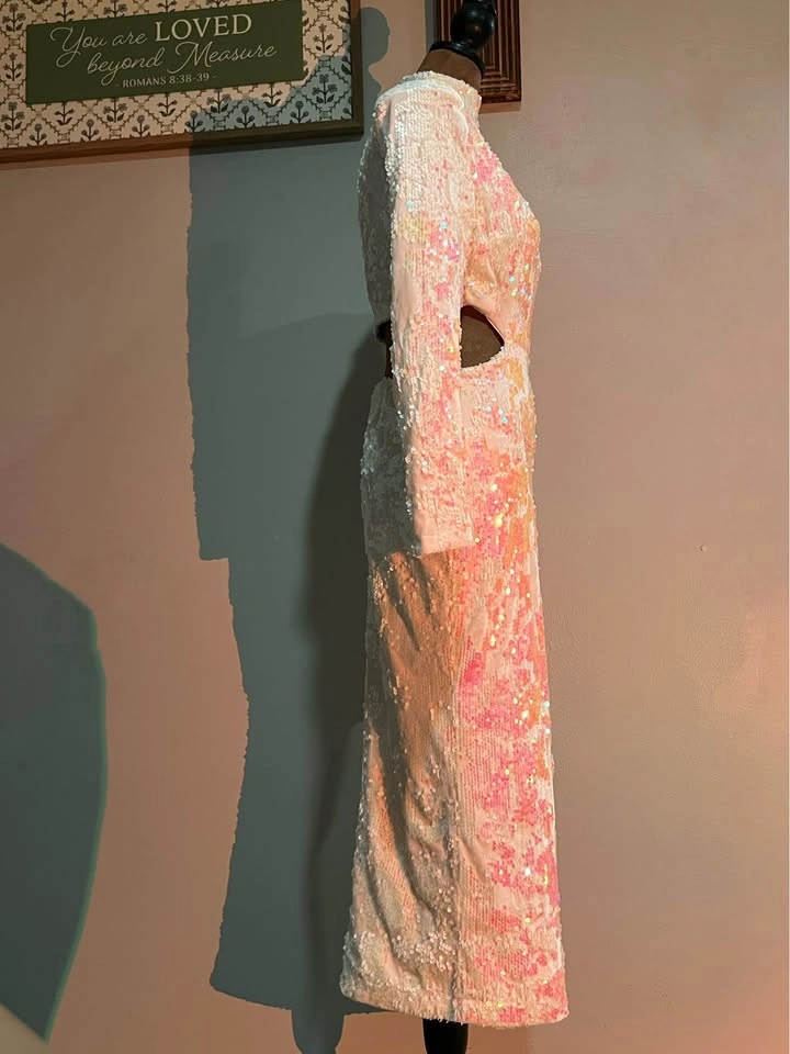Iridescent Sequin Long Sleeve Cutout Maxi Dress - photo 3